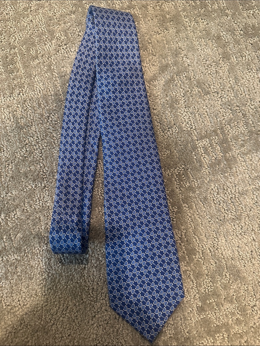 Brooks Broothers Classic Men's Blue Patterned Silk Tie